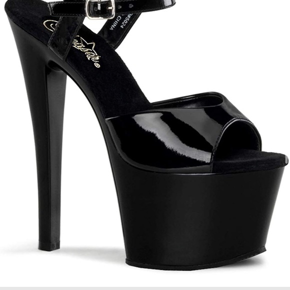 Brand New Sexy Shoes - Picture 3 of 8